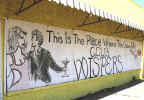 ClubWisMural.jpg (42828 bytes)