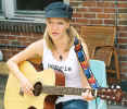 Melanie2.jpg (37467 bytes)